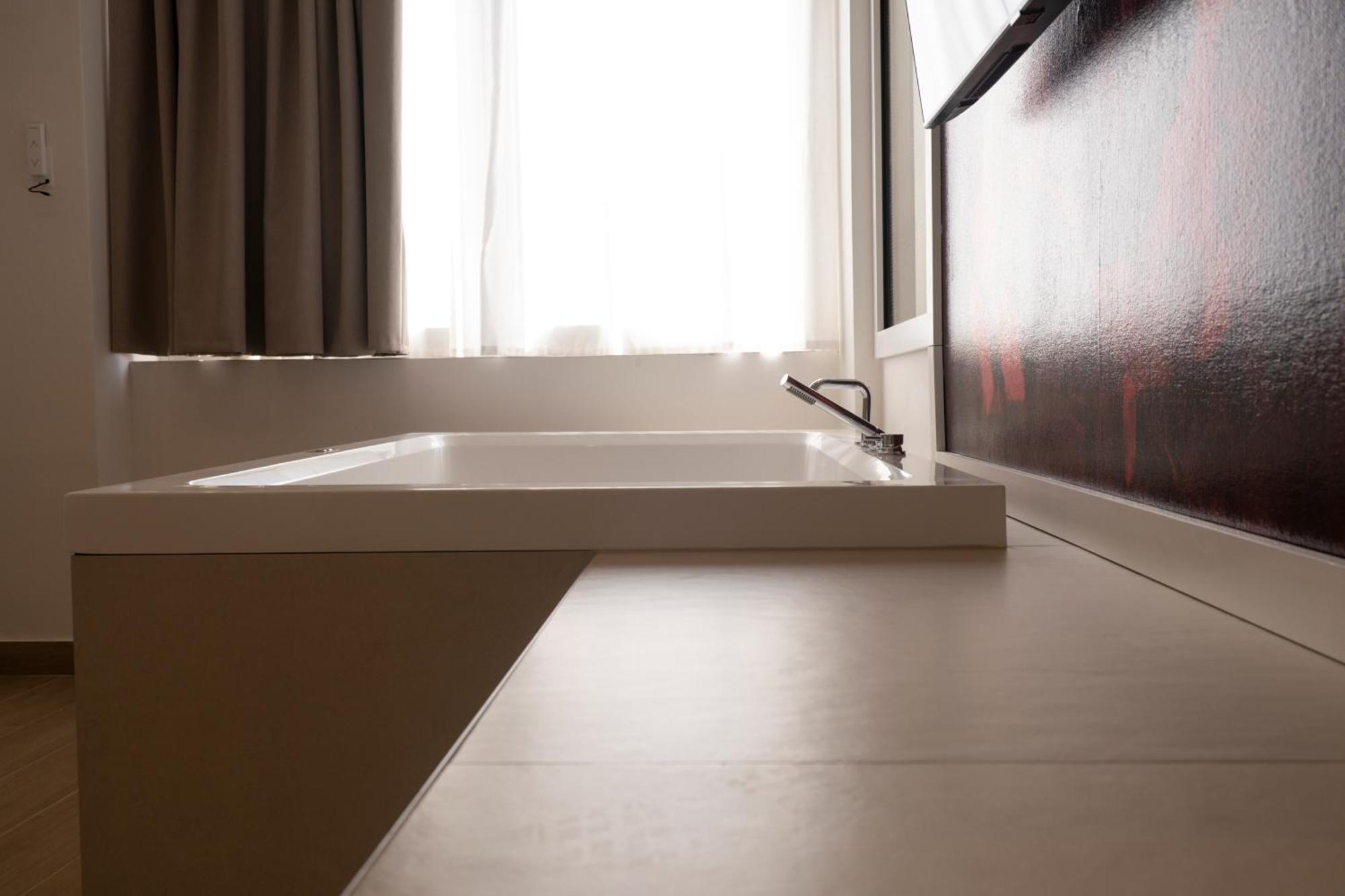Monumental Luxury Bed and breakfast 4*