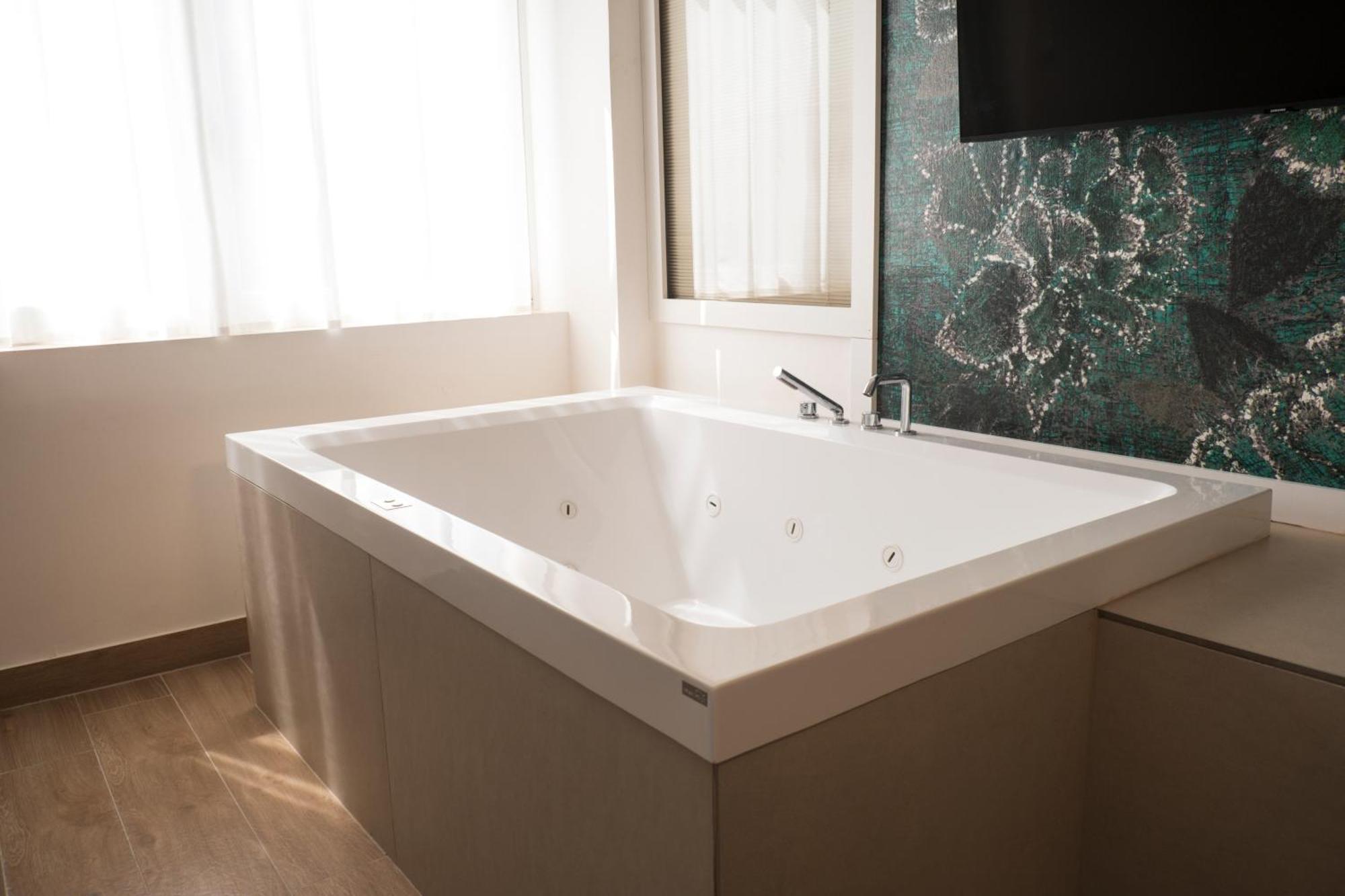 Bed and breakfast Monumental Luxury Caserta