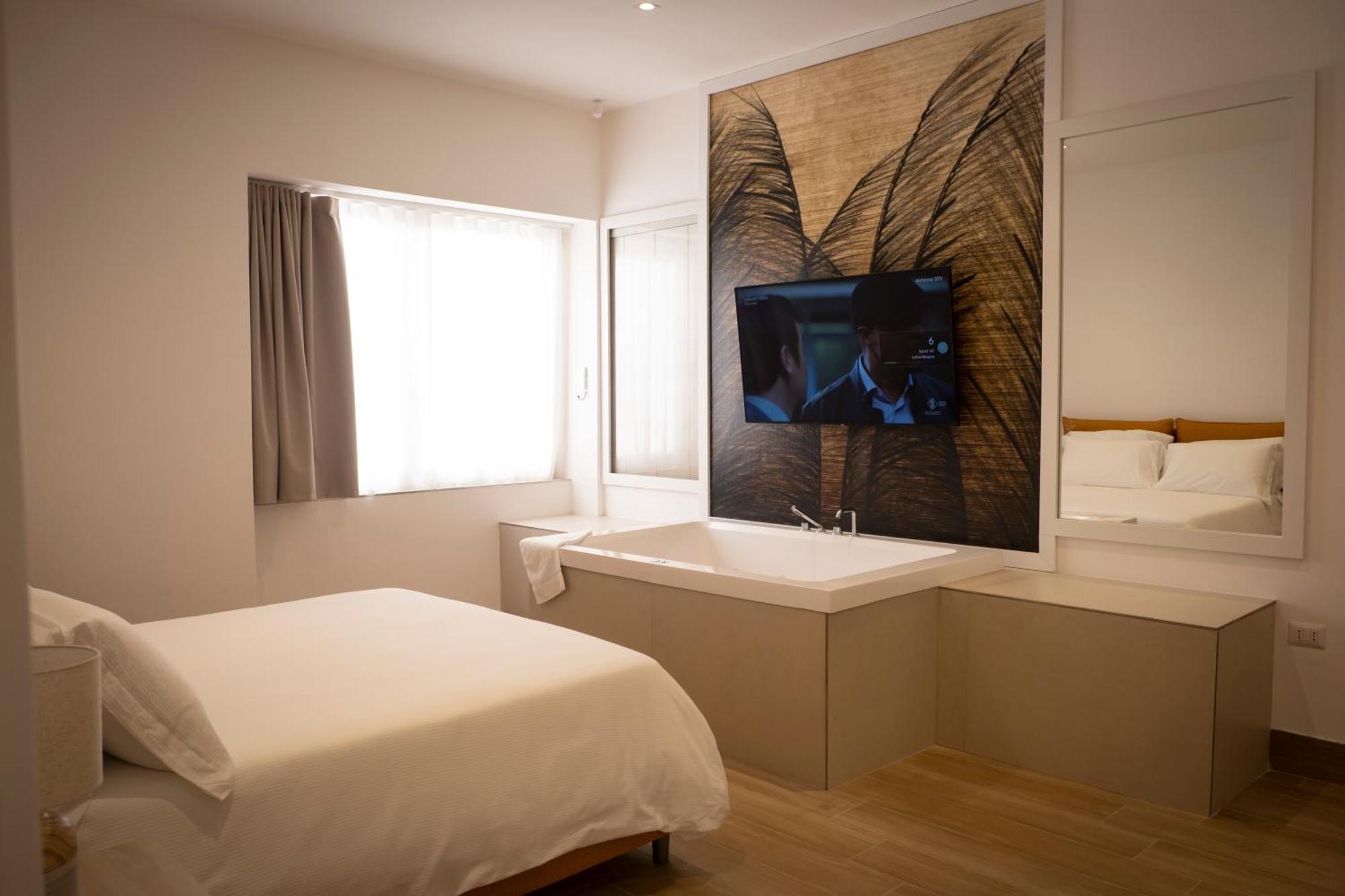 Monumental Luxury 4*